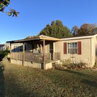 1998 Doublewide Mobile 2100 - sq ft over 6.5 - Acres Bradford AR