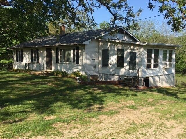 320 Acres Ponds Drilled Well 3 Bedroom 2 Bath featured image