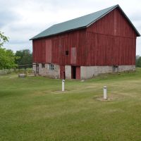 Central Waupaca County Farm House with 88 Acres images 2