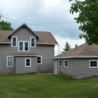 Central Waupaca County Farm House with 88 Acres images 5