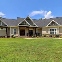 Virginia Country Retreat w Private Lake
