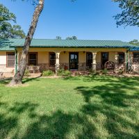9 Acre Scenic Horse Property images 4