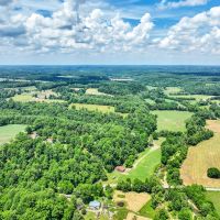 Beautiful home and 70.3 acres located in Macon County Tennessee images 2