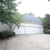 5 Bed 5 Bath Home on 15 Acres 4 Acre Stocked Lake Flora MS images 4