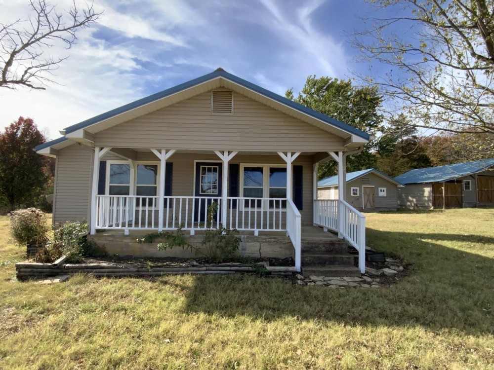 Cute Farm House 2 shops 10 - Acres Franklin AR Izard County featured image