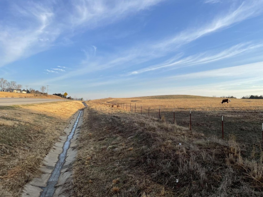 32 - Acres Highway 167 Frontage Great Building Site Cave City AR featured image