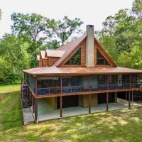 3 Bed 2.5 Bath Lodge for Sale on Creek in Amite County MS