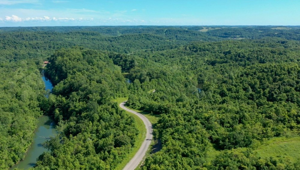 Greenlawn Rd - 1162 acres - Guernsey County featured image