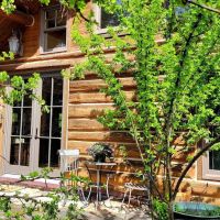 Magical Mountain View Log Home images 2