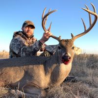 800 acre lease