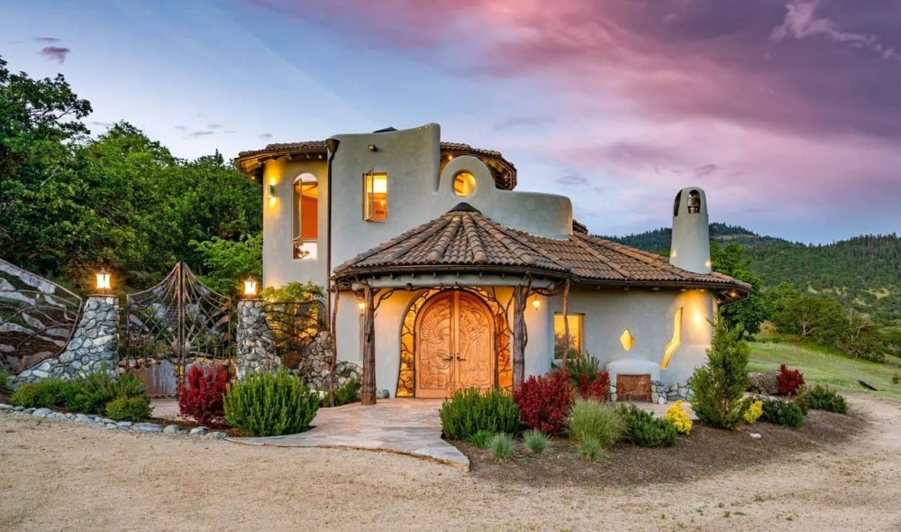 Shining Hand Ranch featured image