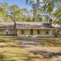 Country Home and Land for Sale with 10 Acres and Shop SW MS