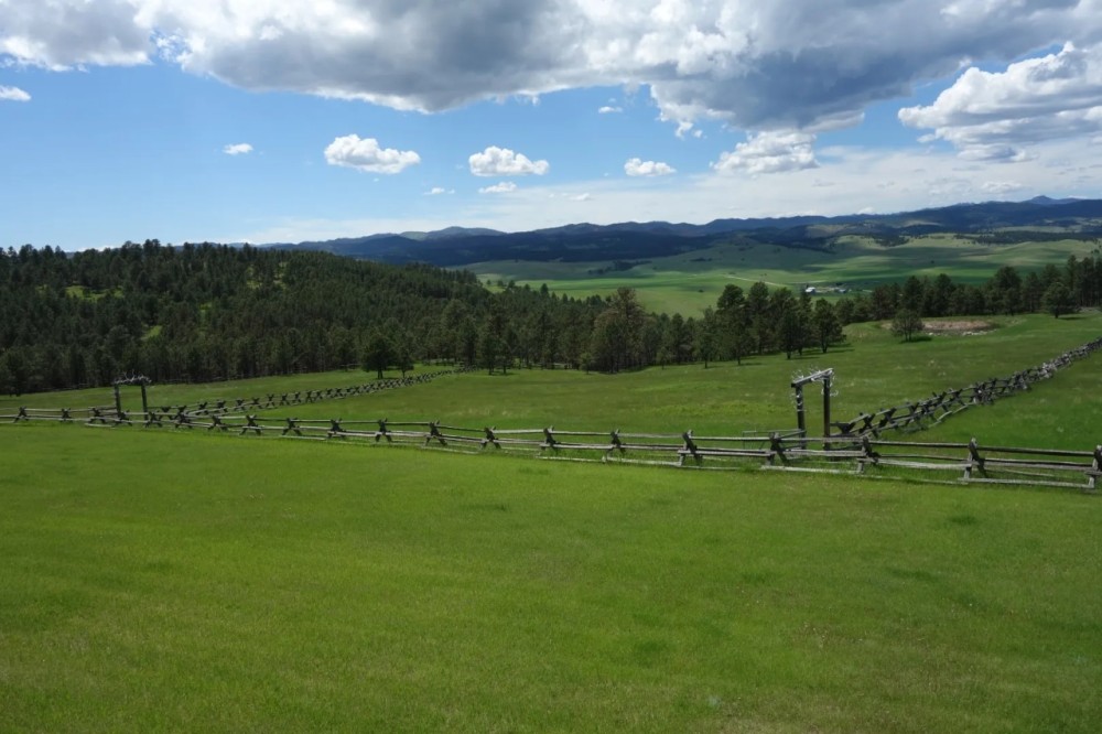 Rafter R Ranch featured image
