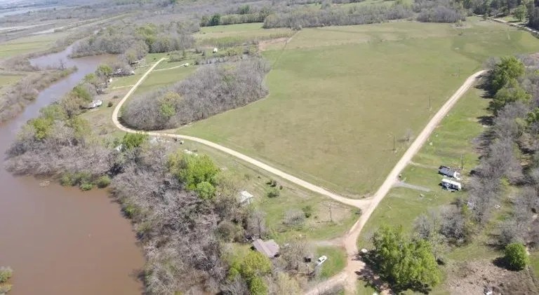 61 Acres in Catahoula Parish in Sicily Island LA featured image
