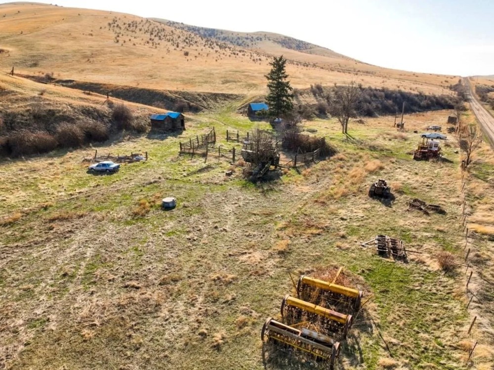 McKay Creek Acreage featured image