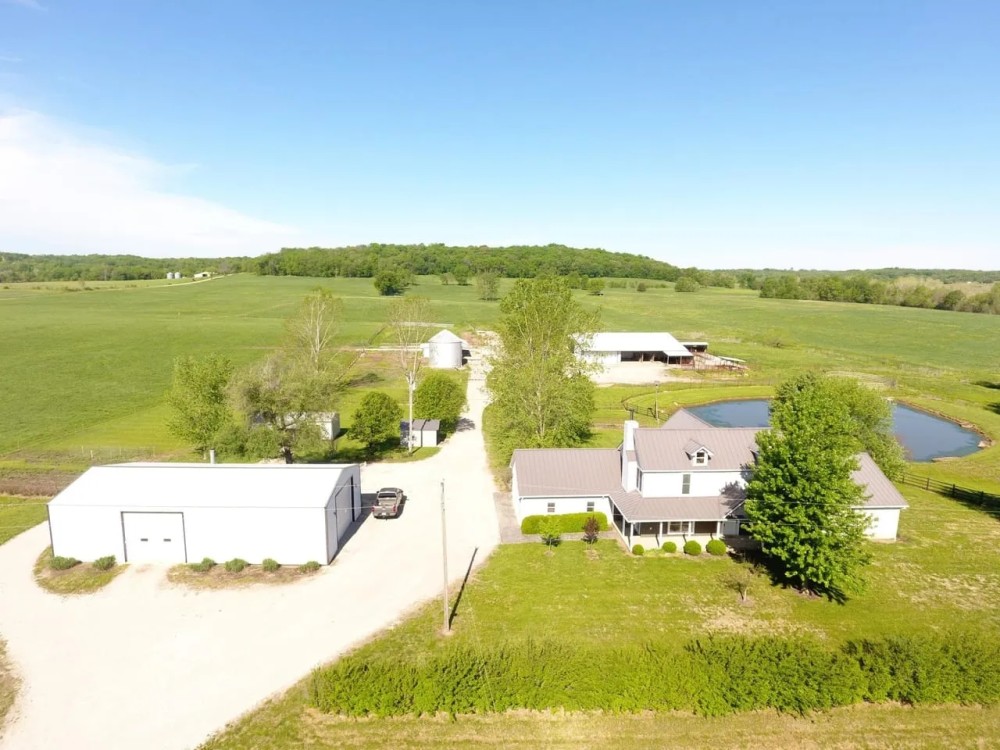 50 - Acres w Home Ray County MO featured image