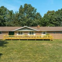 Lake and Acres Homestead images 5