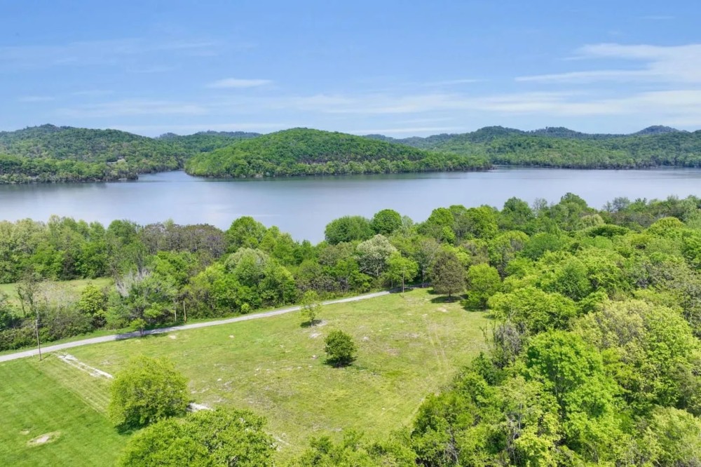 63.54 beautiful acres with excellent lake views located in Smith County TN featured image