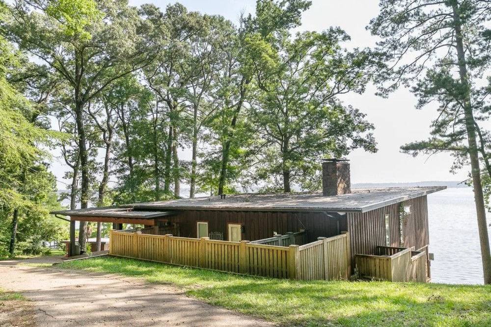 Lake D Arbonne Home for Sale Downsville LA featured image