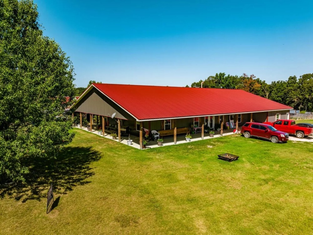 5 640 sq ft Under Roof 5 bedroom 10 - Acres Strawberry Arkansas featured image