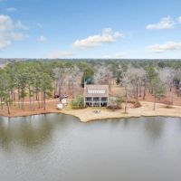 668 Acre Turnkey Hunting Property Sleeps 22 in West AL