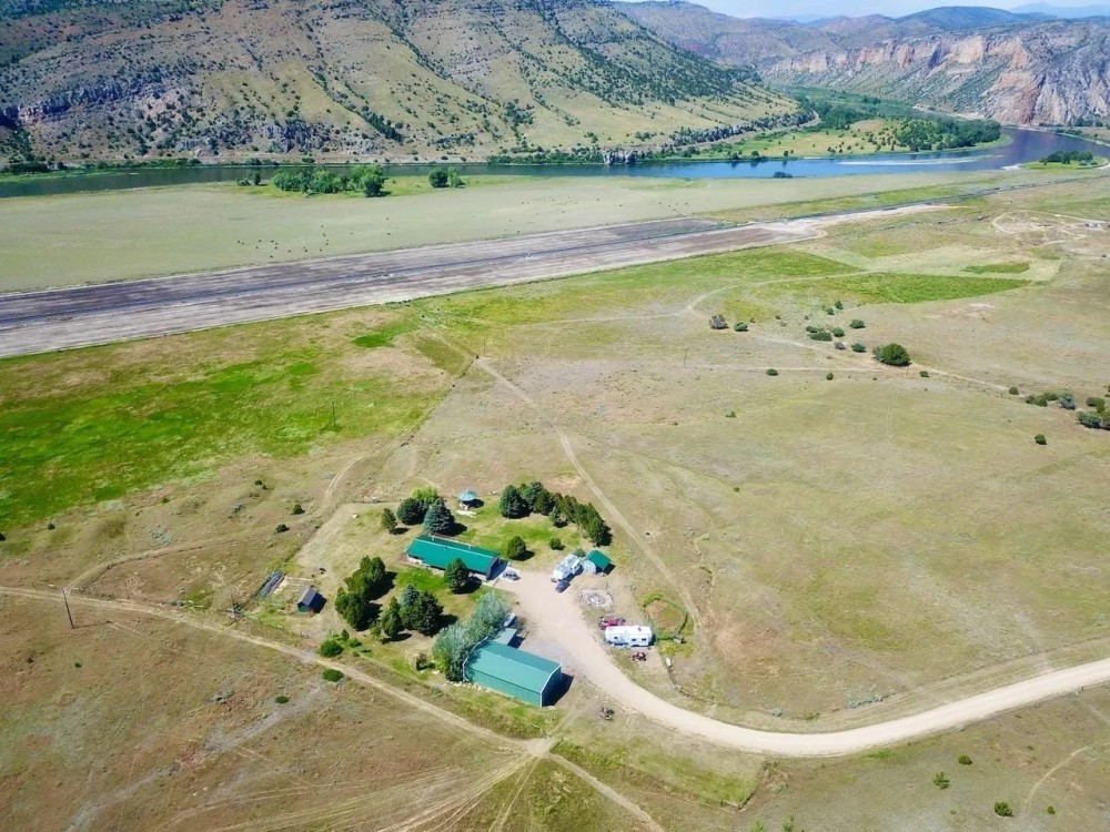 Crystal Mountain Road Ranch featured image