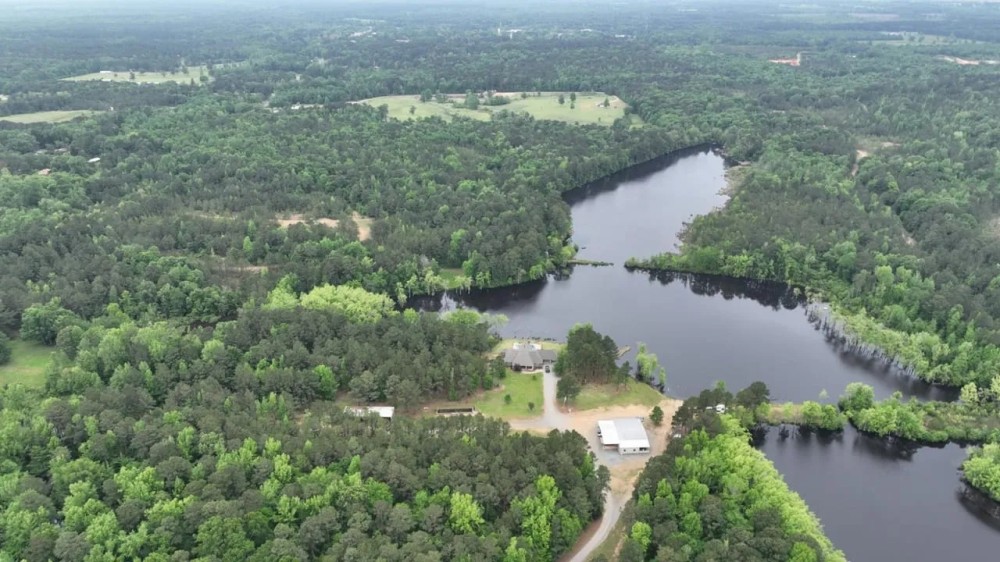 Old Town Lake Estate Lafayette County AR 128 Acres - featured image