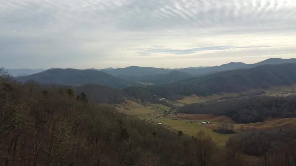 75 - UNRESTRICTED Acres in Buncombe County featured image