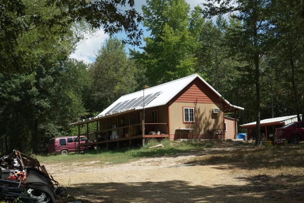 Secluded Cabin Near Pine Creek McCurtain County OK 5 AC featured image