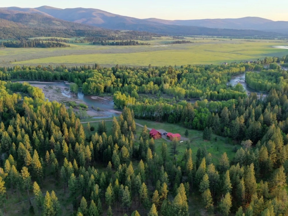 Blackfoot River Retreat featured image