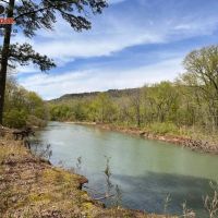 1210 - Acres on Middle Fork of the Little Red River images 2