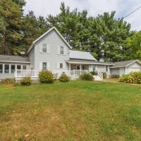 Farmhouse with Land for Sale in Marquette County WI images 4