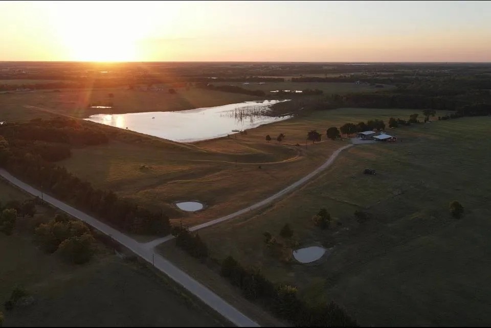 109 Acre homesite with four ponds and ample possibilities featured image