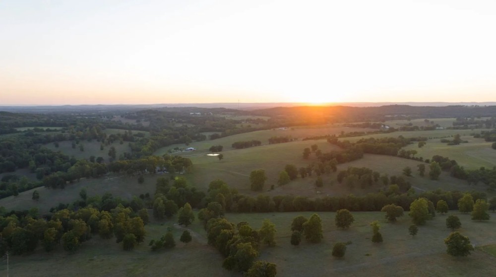 Cattle Ranch With Livestock Infrastructure Hay Fields And Homestead In Southwest MO featured image