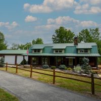 Handcrafted Log Home On Rolling Ozark Timberland Set Up For Great Hunting