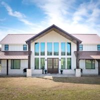Gorgeous home on 25 Acres