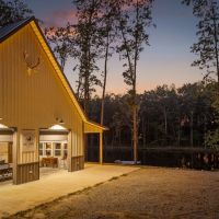 34 Acre Farm with Modern Barndominium images 4