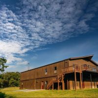 Premier Private Hunting Retreat For Sale In Southern Missouri images 2