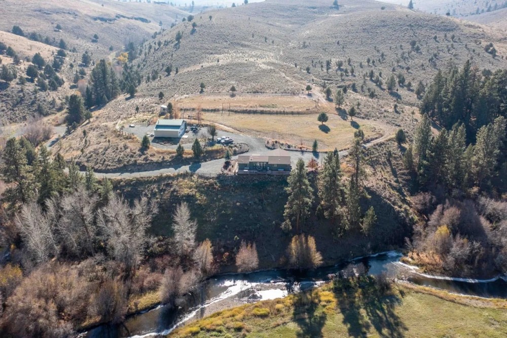 Powder River Overlook featured image