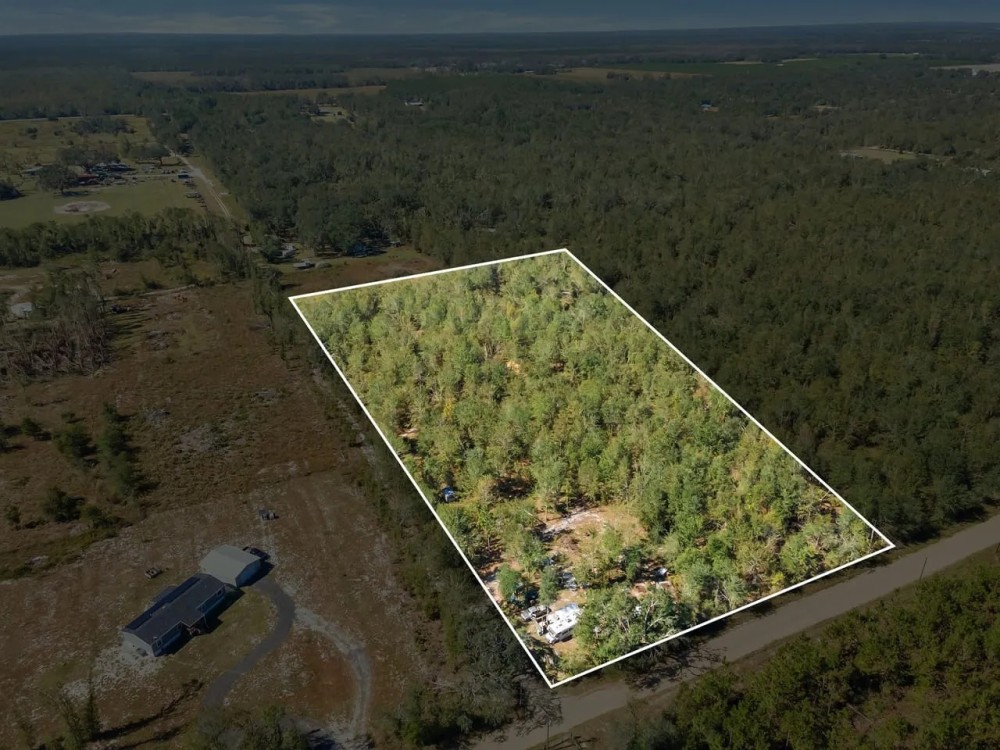 1086 SE Kachina Ave. Lee FL 32340 featured image