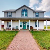 129-Acre Country Home in Riesel TX for Sale