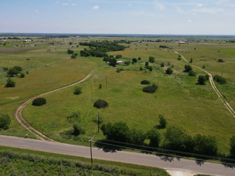 Land for Sale in Crawford Texas featured image