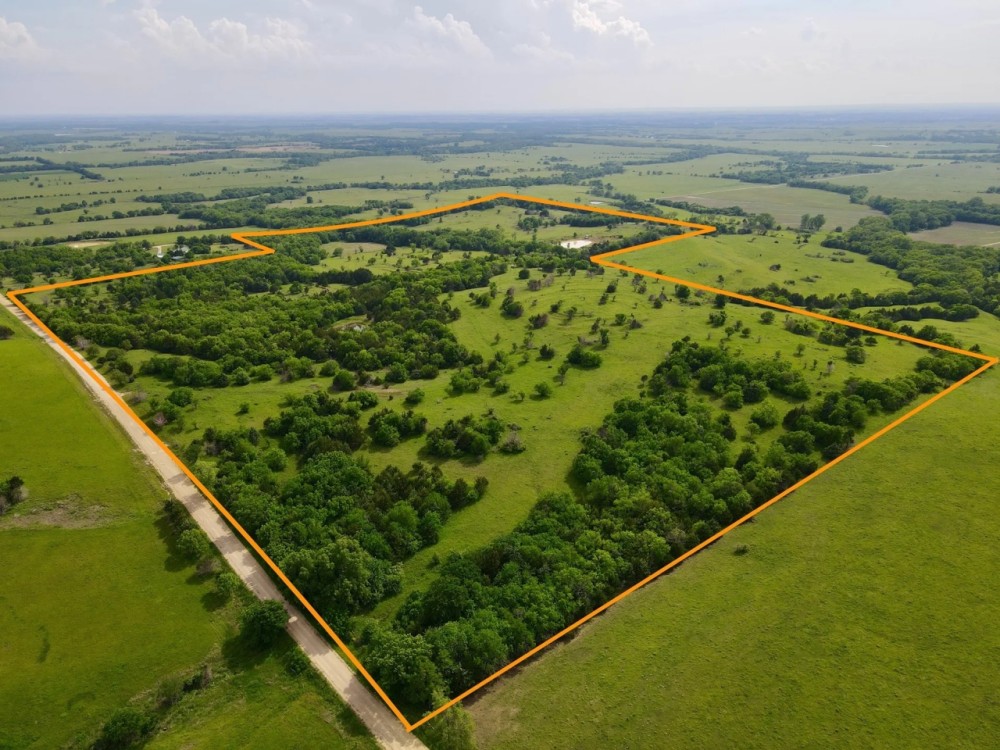 112 Acre Multi-Use Recreational Tract for Sale Lyon County featured image