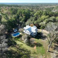 Antebellum Style Home with 223 Acres in Clarke County images 5