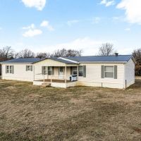 Home with Valley View and 110 Acres in McCurtain OK images 4