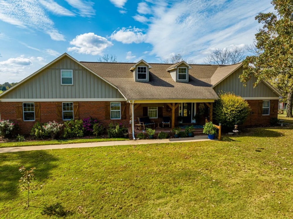 55 - Acres 4 Bed 4 Bath Main Home Second Home Office Basement Barn Pocahontas Arkansas featured image