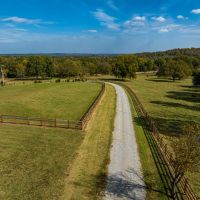55 - Acres 4 Bed 4 Bath Main Home Second Home Office Basement Barn Pocahontas Arkansas images 4
