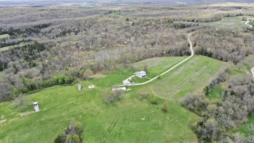 216 Bird Song Ln. featured image