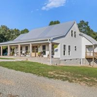 1075 Linville Road Lawrenceburg TN 38464