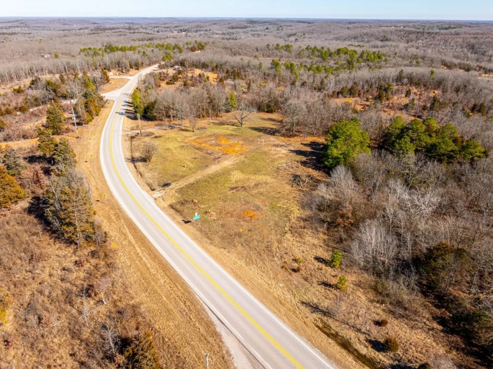 3.5 - Acres Excellent Building Spot Pond Utilities Available Highway Frontage Cave City Arkansas featured image